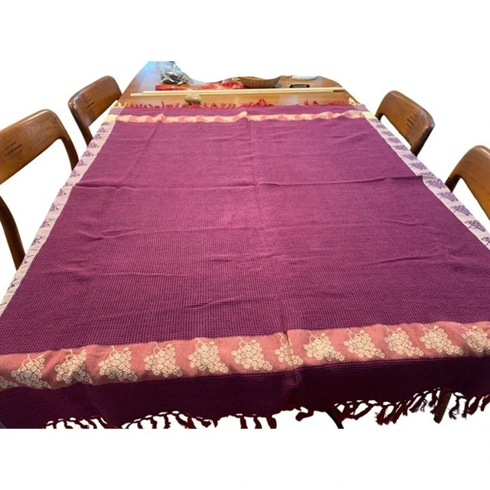 Primitive Artisan Inc 100% Cotton Boho VTG Purple & Red Grape Motif Woven Tablec